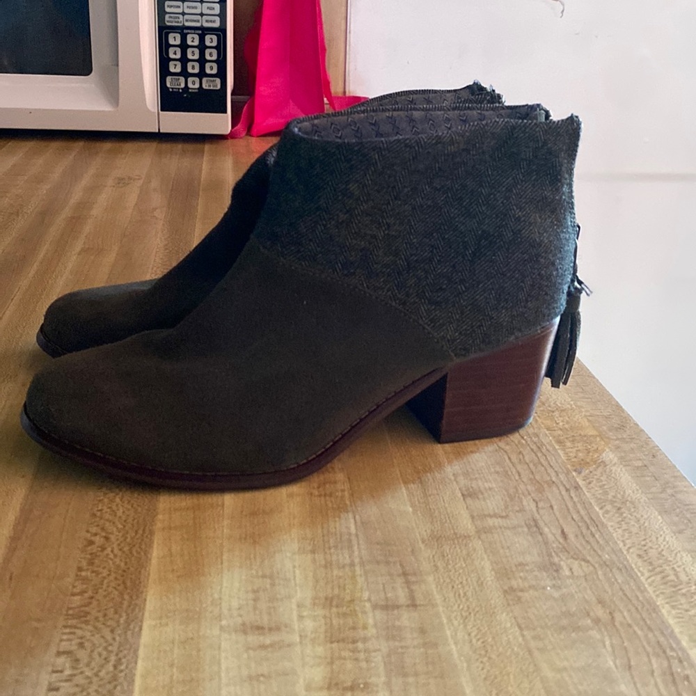 TOMS shose